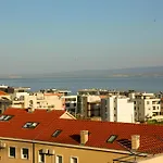 Apartment Kiki's Sea View *