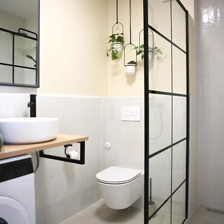 Kiki's Sea View * Σπλιτ